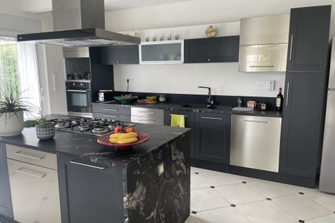 Villa a La Brousse, Charente-Maritime, La Brousse - € 420.000 | Ref: lo32 - foto 11