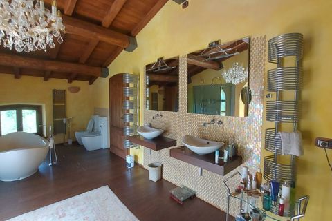 Villa i Bagnone, Massa and Carrara, Bagnone - € 3.000.000 | Ref: 107503 - foto 26