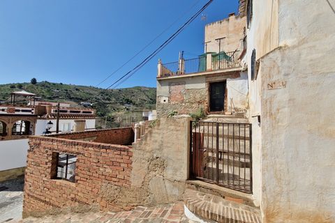 Landsbyhus i Cutar, Malaga, Cutar - € 46.000 | Ref: AX1246 - foto 1
