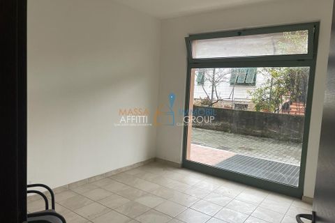 Erhvervsejendom i Massa, Massa and Carrara, Massa - € 80.000 | Ref: 2301 - foto 3