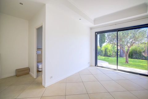 Villa a Mougins, Alpes-Maritimes, Mougins - € 1.690.000 | Ref: HH-15066587 - foto 9