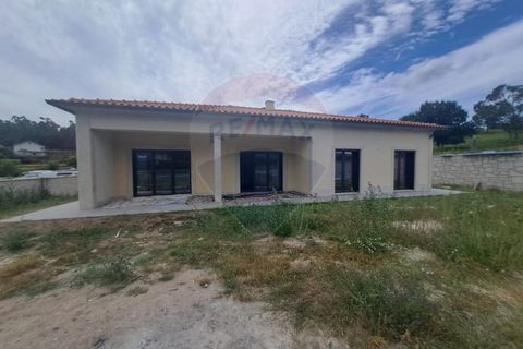 Villa a Arcos de Valdevez, Viana do Castelo, Arcos de Valdevez - € 375.000 | Ref: 1040-84 - foto 2