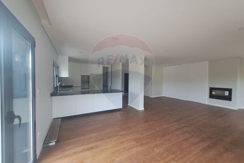 Villa a Arcos de Valdevez, Viana do Castelo, Arcos de Valdevez - € 375.000 | Ref: 1040-84 - foto 12