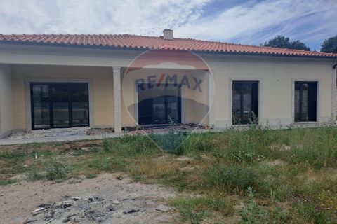 Villa i Arcos de Valdevez, Viana do Castelo, Arcos de Valdevez - € 385.000 | Ref: 1040-83 - foto 4