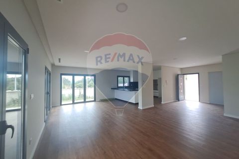Villa i Arcos de Valdevez, Viana do Castelo, Arcos de Valdevez - € 385.000 | Ref: 1040-83 - foto 1
