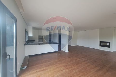 Villa i Arcos de Valdevez, Viana do Castelo, Arcos de Valdevez - € 385.000 | Ref: 1040-83 - foto 7