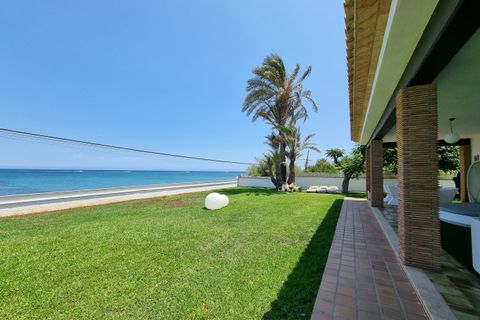 Villa a Denia, Alicante, Denia - € 2.300.000 | Ref: ID-33450 - foto 23