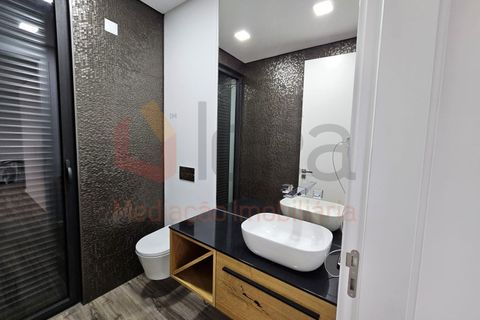 Villa i Almada, Setubal, Almada - € 2.950.000 | Ref: MOR_4645 - foto 15