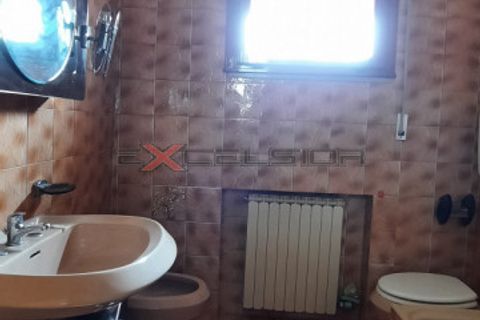 Villa i Cavarzere, Venice, Cavarzere - € 60.000 | Ref: CA5102V-L - foto 7