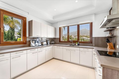 Villa i Marbella, Malaga, Marbella - € 3.750.000 | Ref: MA-MB-R160823S/7965 - foto 24