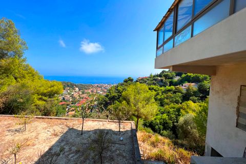 Villa i Roquebrune-Cap-Martin, Alpes-Maritimes, Roquebrune-Cap-Martin - € 2.200.000 | Ref: cal - foto 2