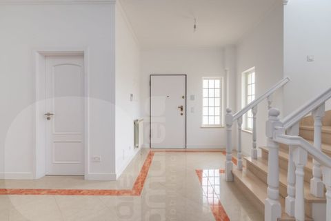 Villa i Corroios, Setubal, Corroios - € 850.000 | Ref: AA-6187 - foto 11