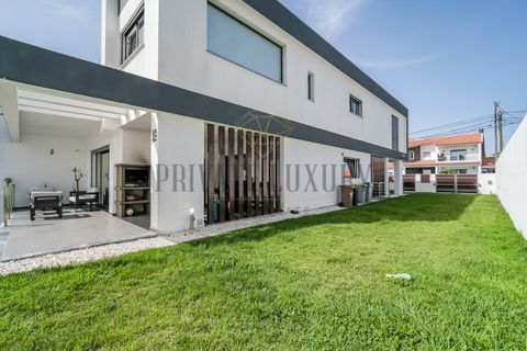 Villa i Corroios, Setubal, Corroios - € 885 000 | Ref: 8076 - foto 13