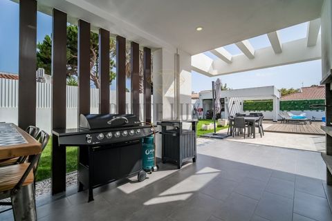 Villa i Corroios, Setubal, Corroios - € 885 000 | Ref: 8076 - foto 23