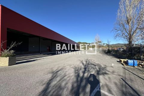L'establiment comercial a Frejus, Var, Frejus - € 20.850/mes | Ref: 0552 - foto 3