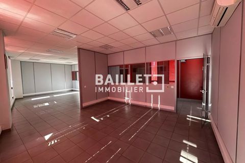 L'establiment comercial a Frejus, Var, Frejus - € 20.850/mes | Ref: 0552 - foto 15