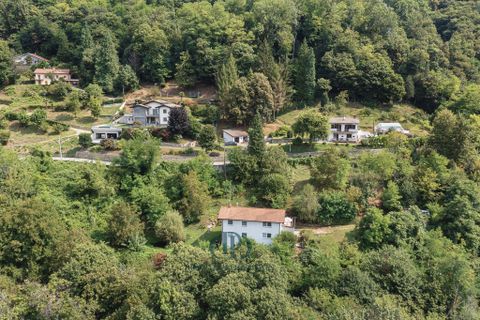 Villa i Dumenza, Varese, Dumenza - € 660.000 | Ref: 83034787 - foto 46