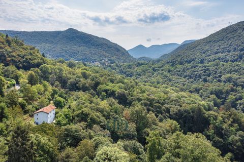 Villa i Dumenza, Varese, Dumenza - € 660.000 | Ref: 83034787 - foto 47