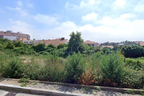 Helårsgrund i Canidelo, Porto, Canidelo - € 250.000 | Ref: 221/23 - foto 1