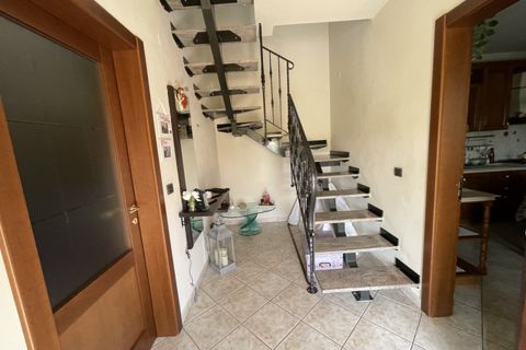 Villa a Suzzara, Mantua, Suzzara - € 250.000 | Ref: 2322 - foto 2