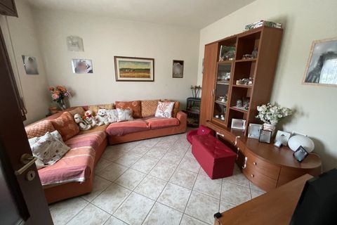 Villa a Suzzara, Mantua, Suzzara - € 250.000 | Ref: 2322 - foto 4