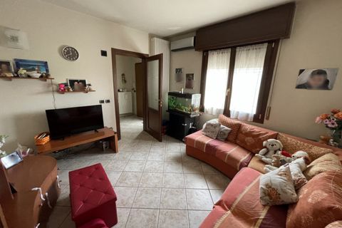 Villa a Suzzara, Mantua, Suzzara - € 250.000 | Ref: 2322 - foto 5