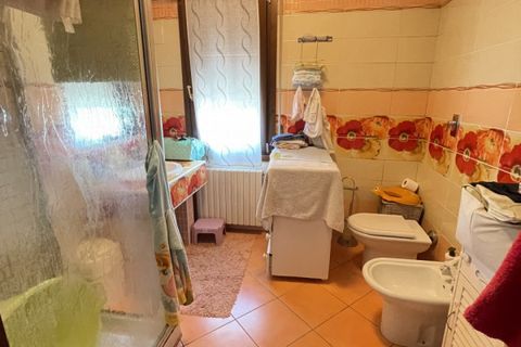 Villa a Suzzara, Mantua, Suzzara - € 250.000 | Ref: 2322 - foto 11