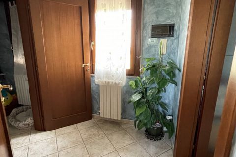 Villa a Suzzara, Mantua, Suzzara - € 250.000 | Ref: 2322 - foto 13