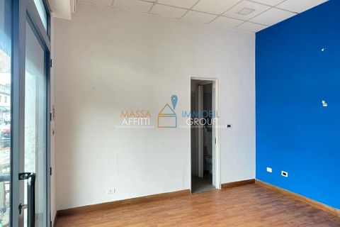 Erhvervsejendom i Massa, Massa and Carrara, Massa - € 55.000 | Ref: 2635 - foto 2