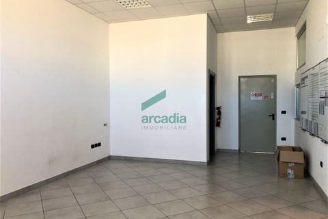 Erhvervsejendom i Modugno, Bari, Modugno - € 600.000 | Ref: 11738/2023 - foto 15
