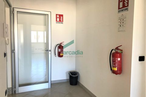 Erhvervsejendom i Modugno, Bari, Modugno - € 600.000 | Ref: 11738/2023 - foto 30