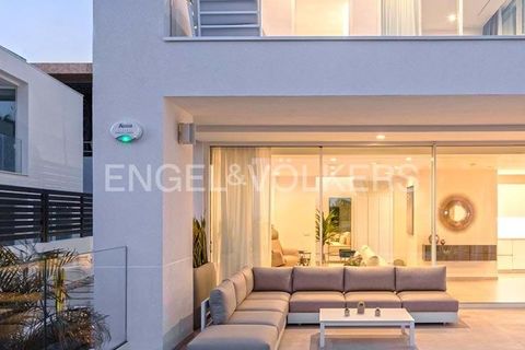 Villa a San Eugenio, Tenerife, San Eugenio - € 1.995.500 | Ref: W-02ONS4 - foto 41