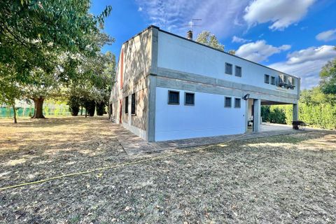 Villa i Cesena, Forli-Cesena, Cesena - € 640.000 | Ref: 2053 - foto 34