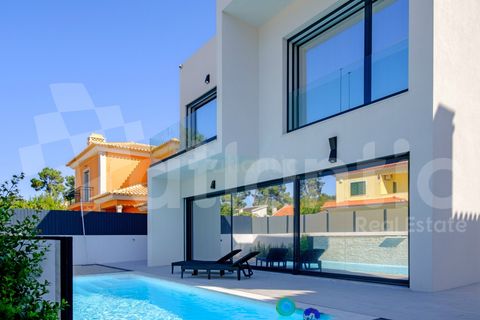 Villa i Almada, Setubal, Almada - € 1.000.000 | Ref: ATL2839 - foto 1