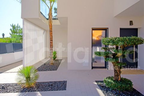 Villa i Almada, Setubal, Almada - € 1.000.000 | Ref: ATL2839 - foto 6