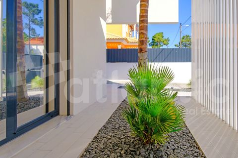 Villa i Almada, Setubal, Almada - € 1.000.000 | Ref: ATL2839 - foto 7