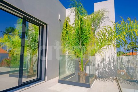 Villa i Almada, Setubal, Almada - € 1.000.000 | Ref: ATL2839 - foto 11