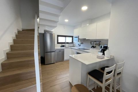 Villa a Torrevieja, Alicante, Torrevieja - € 298.999 | Ref: ROSTORV - foto 3
