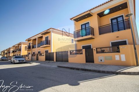 Villa a Samora Correia, Santarem, Samora Correia - € 380.000 | Ref: ID 01001034-42 - foto 2