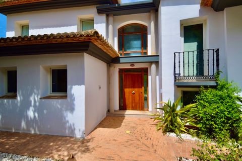 Villa i Denia, Alicante, Denia - € 1.050.000 | Ref: SLV1-9822F - foto 4
