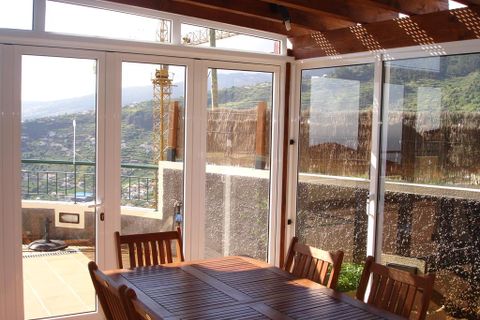 Byhus i Calheta, Madeira, Calheta - € 750.000 | Ref: etcjm - foto 1