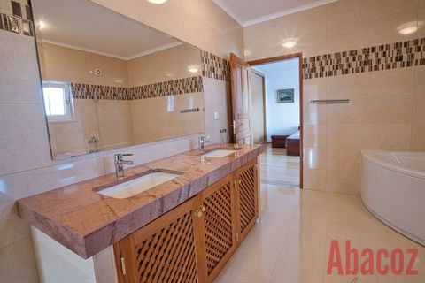 Villa i Monchique, Faro, Monchique - € 1.250.000 | Ref: AB0429 - foto 28