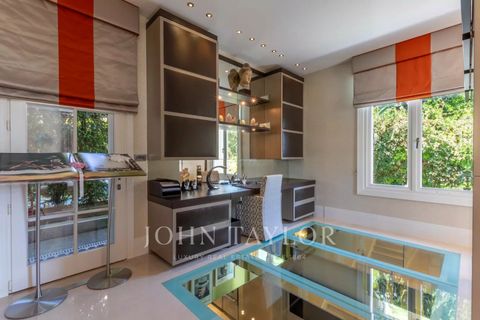 Villa i Antibes, Alpes-Maritimes, Antibes - € 9.500.000 | Ref: V0543AN - foto 4