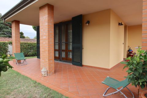 Villa i Lucca, Lucca, Lucca - € 495.000 | Ref: IA03716 - foto 3