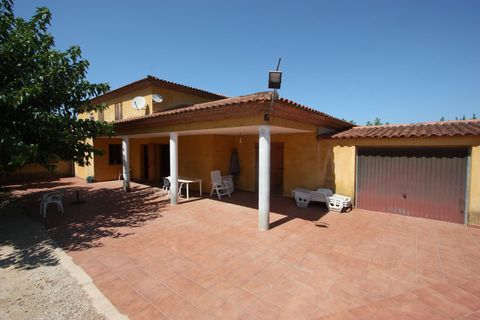 Villa i Pedreguer, Alicante, Pedreguer - € 698.500 | Ref: 001369 - foto 2