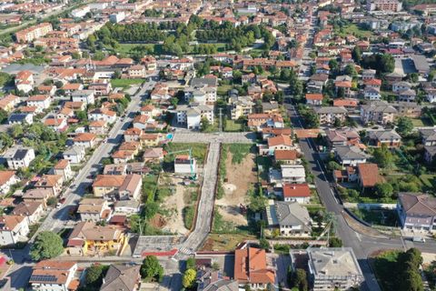 Helårsgrund i Lonigo, Vicenza, Lonigo - € 190.000 | Ref: 13T - foto 4