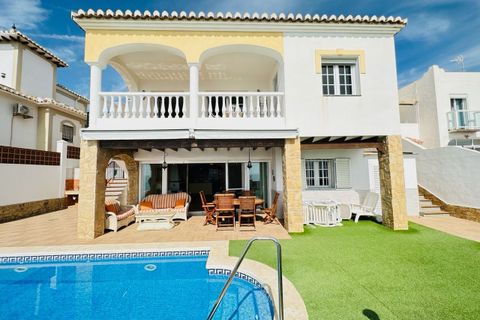 Villa a Torrox Costa, Malaga, Torrox Costa - € 739.000 | Ref: MLH580 - foto 3