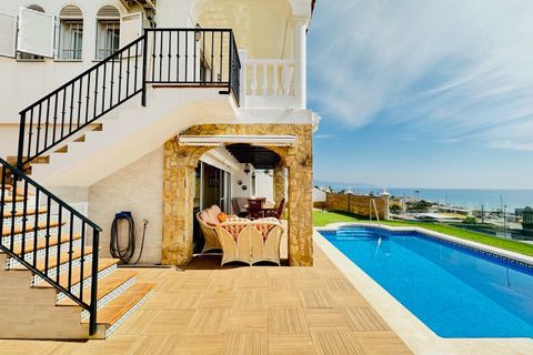 Villa a Torrox Costa, Malaga, Torrox Costa - € 739.000 | Ref: MLH580 - foto 13
