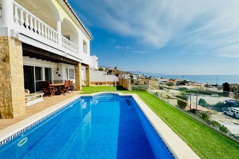 Villa a Torrox Costa, Malaga, Torrox Costa - € 739.000 | Ref: MLH580 - foto 17