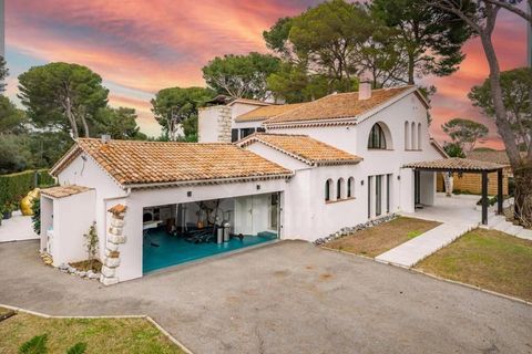 Villa i Antibes, Alpes-Maritimes, Antibes - € 4.700.000 | Ref: HH-15123781 - foto 2